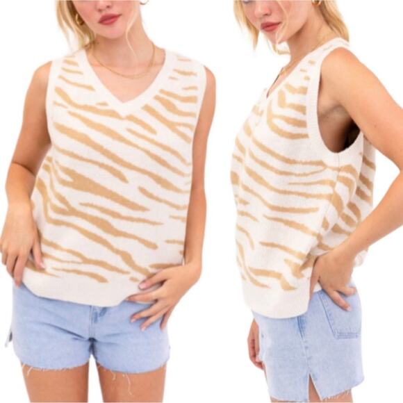 Le Lis NWT Tan and Cream Zebra Print V-Neck Sleeveless Sweater Vest Size Small - Picture 1 of 6